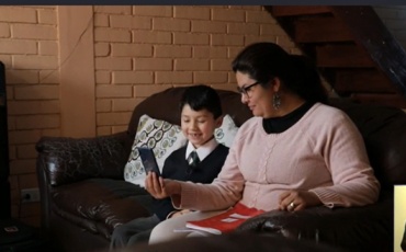 Reportaje en Teletrece: claves para evitar la deserción escolar en el colegio PuenteMaipo