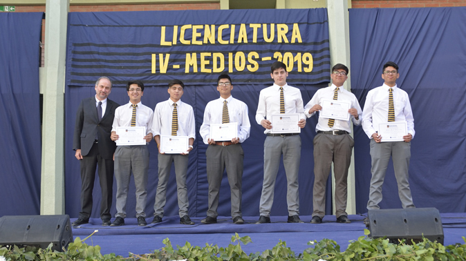 Licenciaturas de Cuarto Medio: el broche de oro de una meritoria trayectoria escolar