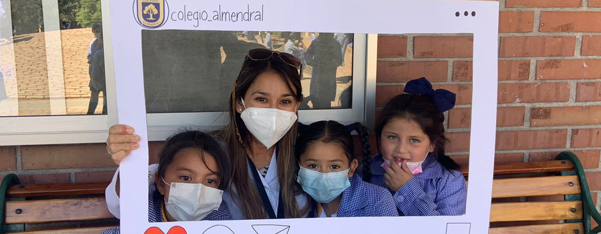 Campaña en colegio Almendral: Con las pilas puestas para prevenir el bullying