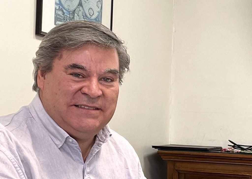 Asume Eduardo Cuevas como nuevo director en el Colegio Nocedal