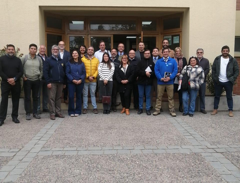 <strong>Asociación de empresas eléctricas y electrónicas sesiona en el colegio Nocedal</strong>